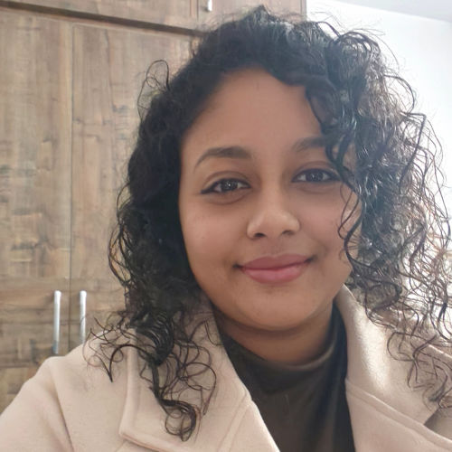 Dr Christina Karthaka